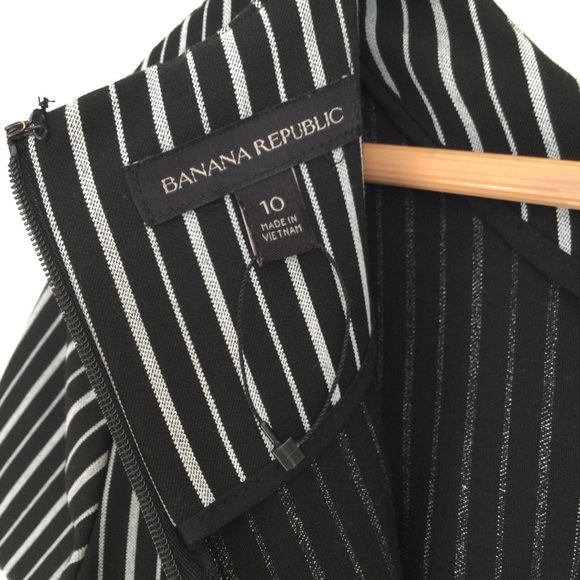 BANANA Republic Dress Size 10 Black Pin Striped Short Sleeve Midi - Picture 5 of 6